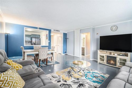 apt-614-2965 Pharr Court South Nw, Atlanta, GA, 30305-2140 | Card Image