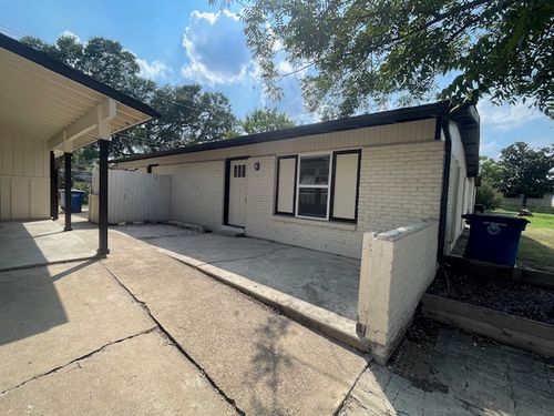 b-1403 Braes Ridge Dr, Austin, TX, 78723-1803 | Card Image