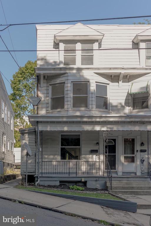 Jackson St, Pottsville, PA 17901