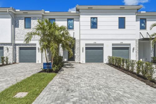 1198 National St, Wellington, FL, 33414-7539 | Card Image