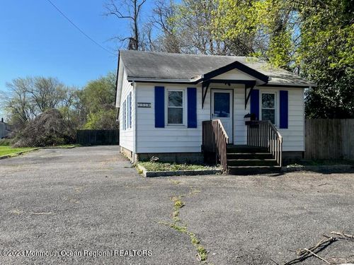151 E Newman Springs Road, Shrewsbury Boro, NJ, 07702 | Card Image