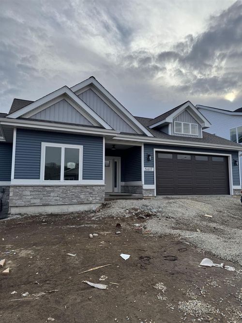 5617 Glorious Dr, MADISON, WI, 53718-9409 | Card Image