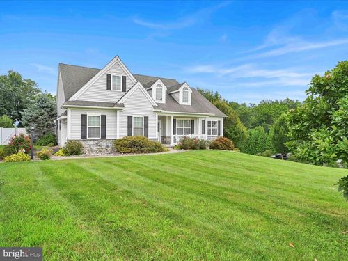 3 Anthony Ct, Peach Bottom, PA, 17563-9541 | Card Image