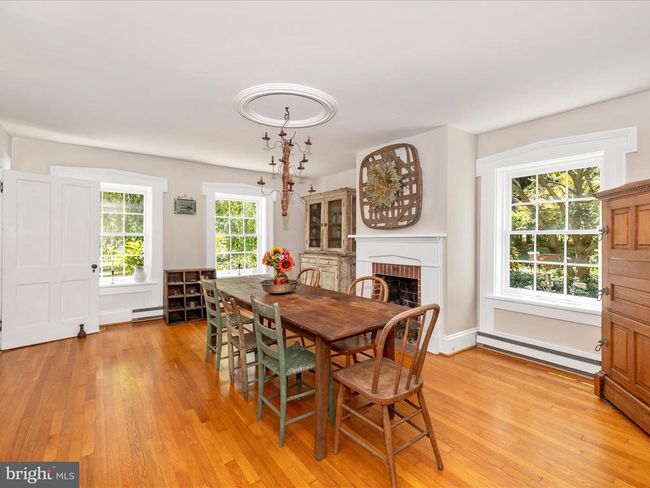 9314 Pear Ln, House other with 4 bedrooms, 3 bathrooms and null parking in FREDERICK MD | Image 9