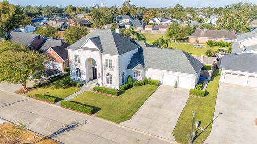 112 Menard Pl, Thibodaux, LA, 70301-3548 | Card Image