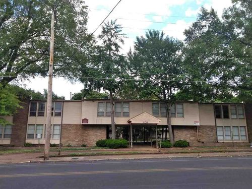 32-108 N Belvedere Blvd, Memphis, TN, 38104-2548 | Card Image