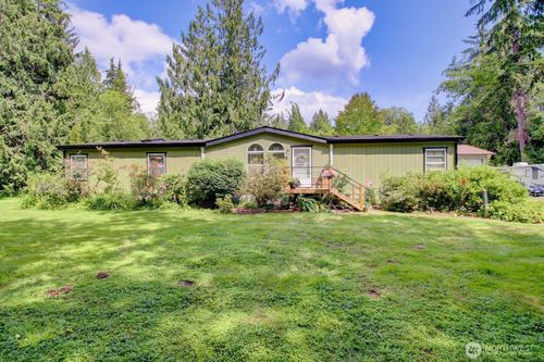 2701 Old Highway 99 North Rd, Burlington, WA, 98233-8560 | Card Image