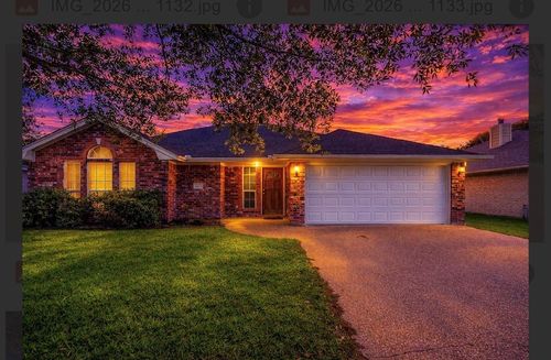 4802 Treadgold Ln, Bryan, TX, 77802-6050 | Card Image