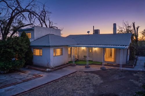 631 Vineyard Rd Ne, Albuquerque, NM, 87113-1022 | Card Image