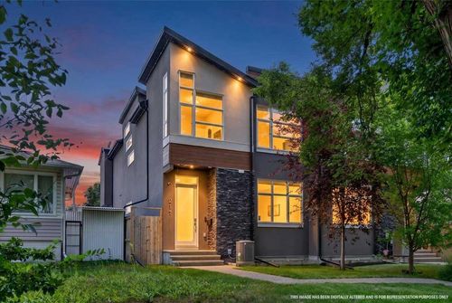 217 32 Ave Nw, Calgary, AB, T2M2P8 | Card Image