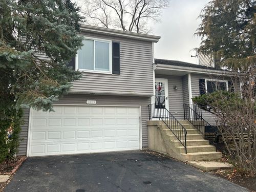 2409 Danbury Drive, Woodridge, IL, 60517 | Card Image