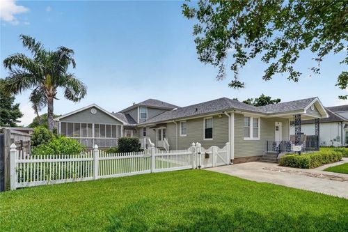 3749 Bauvais St, Metairie, LA, 70001-5040 | Card Image