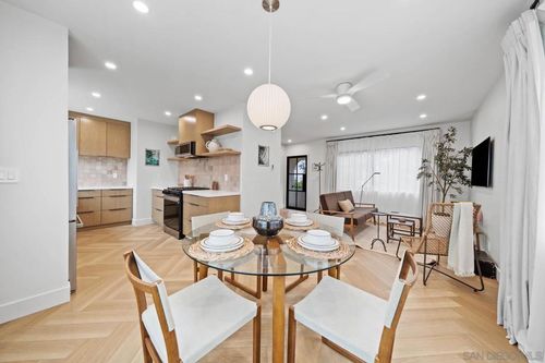 7374 Bishops Ln, La Jolla, CA, 92037 | Card Image