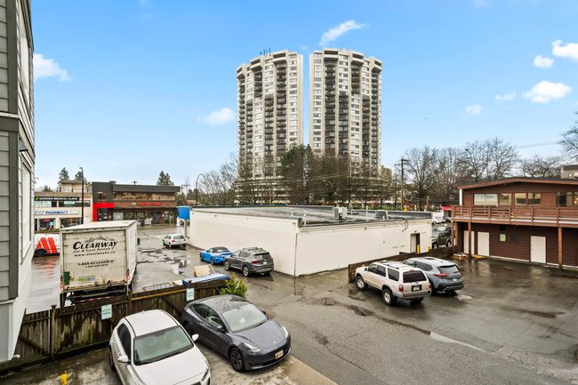 201 - 1629 Garden Avenue, Condo with 2 bedrooms, 1 bathrooms and null parking in North Vancouver BC | Image 18