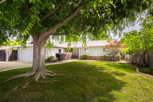 2855 La Colina Way, Carmichael, CA, 95608-4405 | Card Image