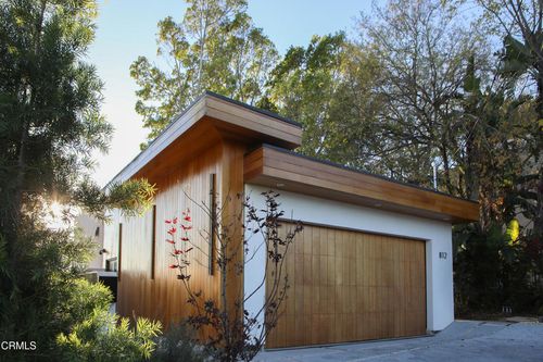 812 W Avenue 37, Los Angeles, CA, 90065 | Card Image