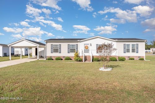 58 Stardust Ln, Selma, NC, 27576-6675 | Card Image