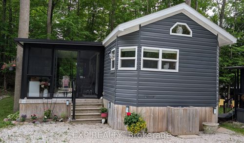 1082 Shamrock Marina Rd, Severn Bridge, ON, P0E1N0 | Card Image