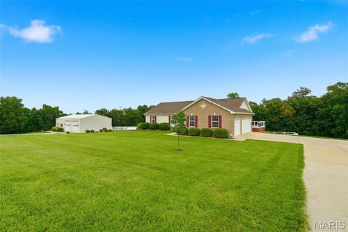 140 Brandi Lynn Dr, Foristell, MO, 63348-2820 | Card Image