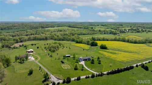 390 County Road 429, Oak Ridge, MO, 63769-5439 | Card Image