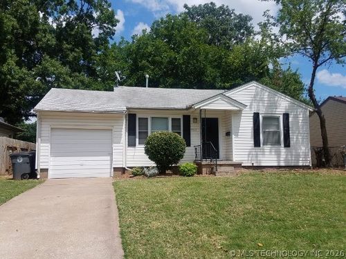 4957 Boston Pl, Tulsa, OK, 74105-4605 | Card Image