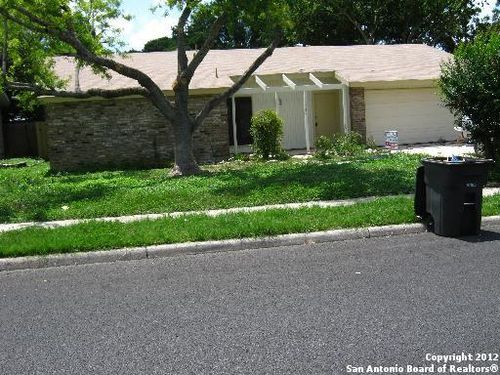 11158 El Sendero St, San Antonio, TX, 78233-6924 | Card Image