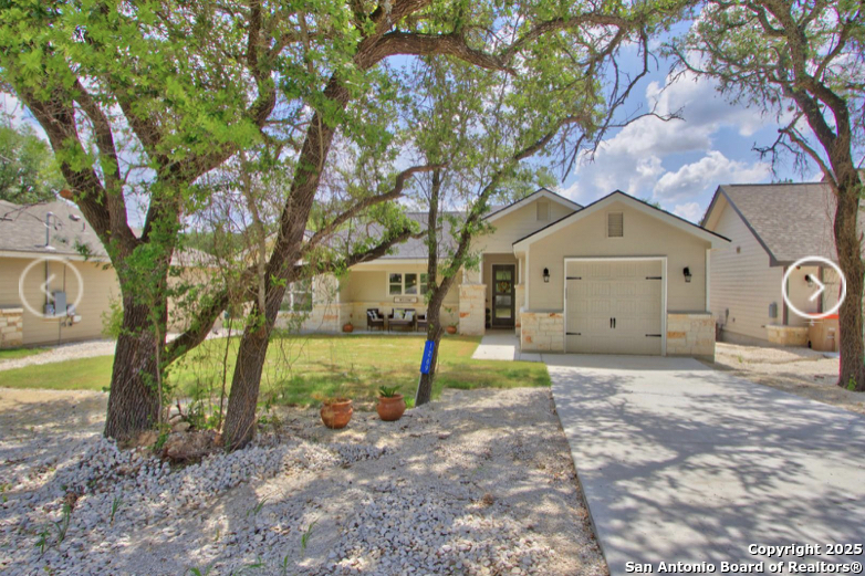 Residential Lease in Canyon Lake 5