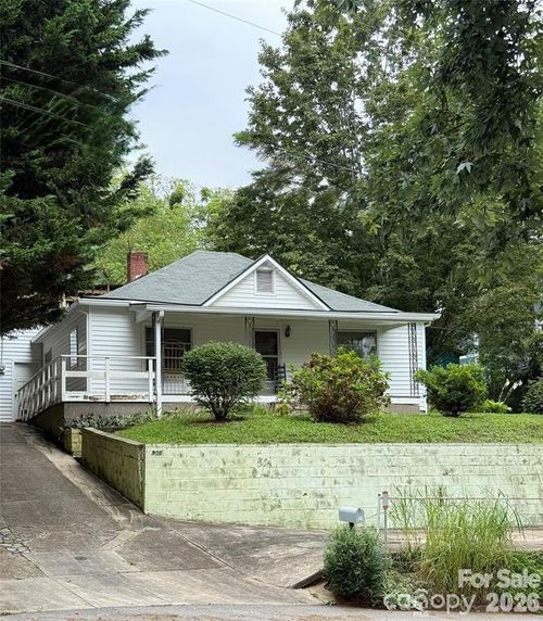 90 Tremont Street, Asheville, NC, 28806 | Card Image