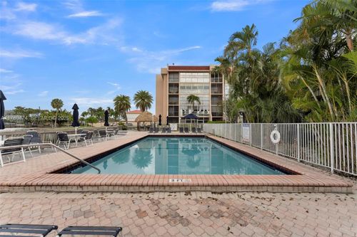 201-2101 Atlantic Shores Blvd, Hallandale Beach, FL, 33009-2897 | Card Image