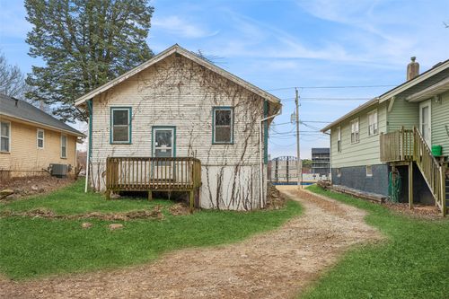 2713 Meek Ave, Des Moines, IA, 50311-2937 | Card Image