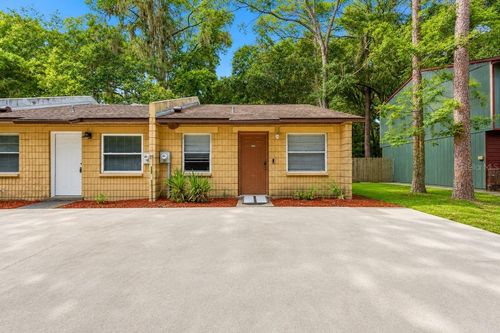 1812 70th Ter, GAINESVILLE, FL, 32607-5303 | Card Image