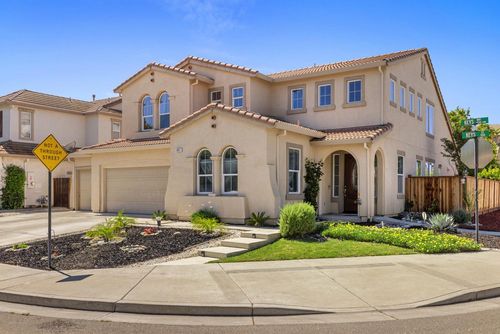 481 Keys Court, Tracy, CA, 95377 | Card Image