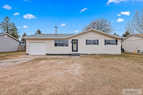 4100 Greenwillow Ln, Idaho Falls, ID, 83401-3738 | Card Image