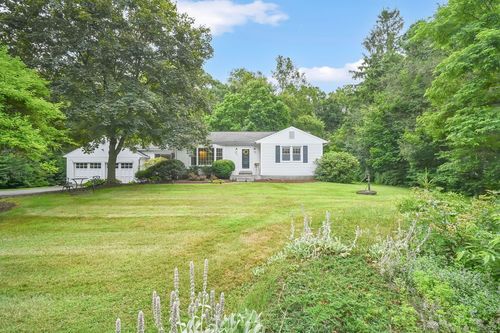 49 Bear Hills Rd, Newtown, CT, 06470-2738 | Card Image