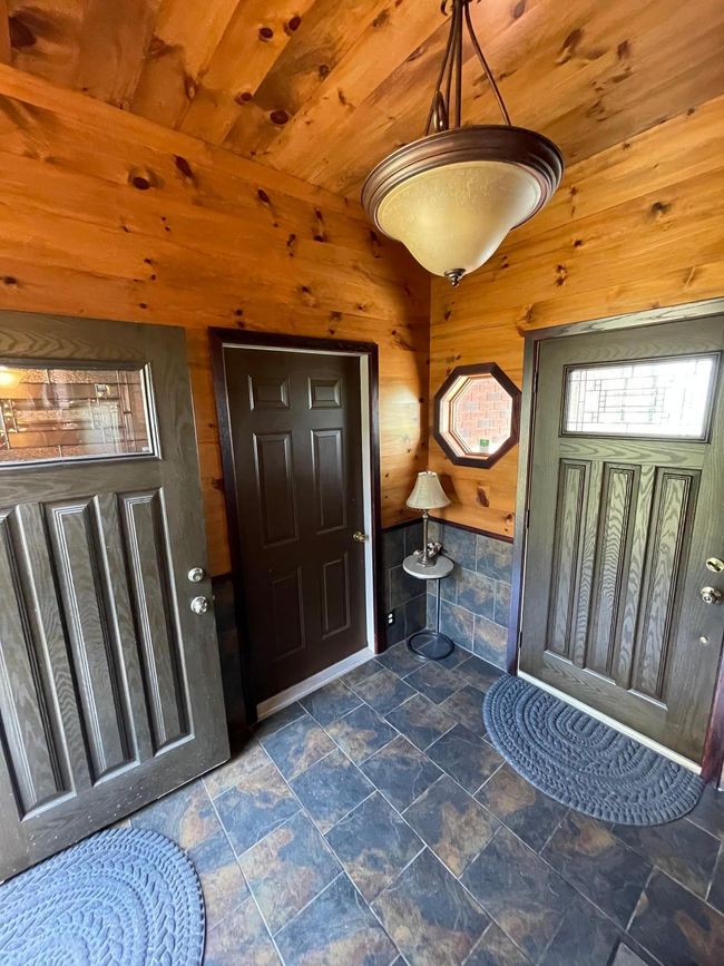 38364 200 Th St, House other with 3 bedrooms, 3 bathrooms and null parking in Springfield MN | Image 77