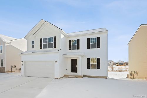 418 Hidden Riv W, Holly, MI, 48442-2036 | Card Image