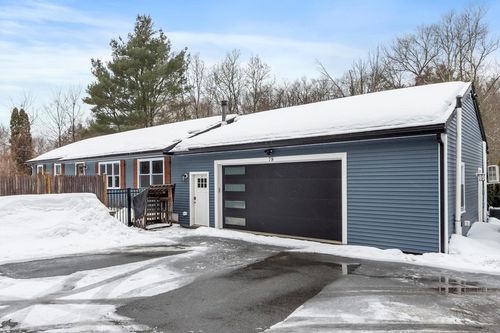 78 Essex St, Middleton, MA, 01949-1647 | Card Image