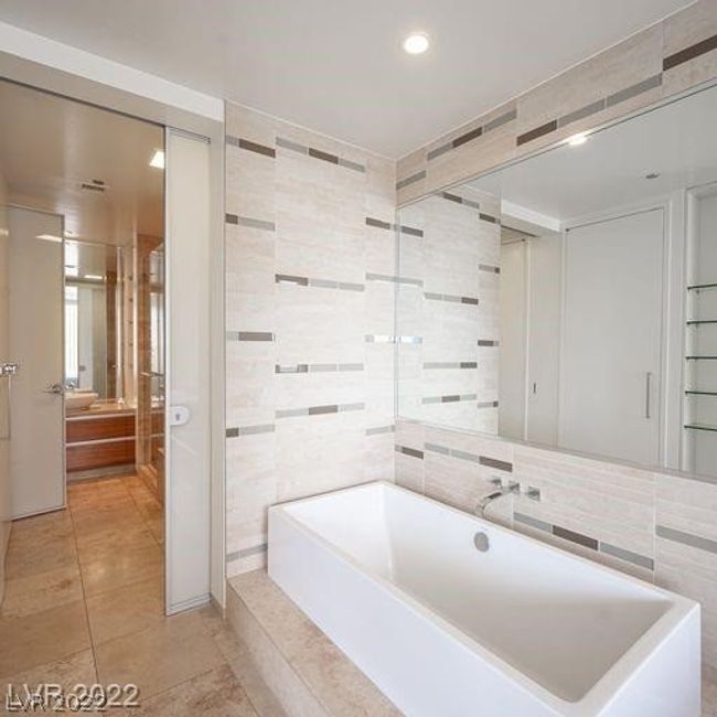 804 - 3722 Las Vegas Blvd, Condo with 1 bedrooms, 1 bathrooms and null parking in Las Vegas NV | Image 7