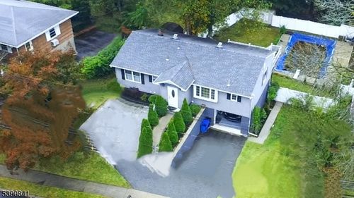 233 Boonton Ave, Butler, NJ, 07405-2027 | Card Image