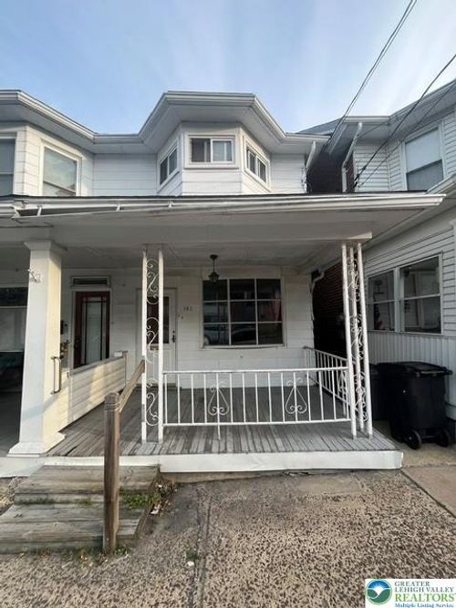 141 W Abbott St, Lansford, PA, 18232-1904 | Card Image