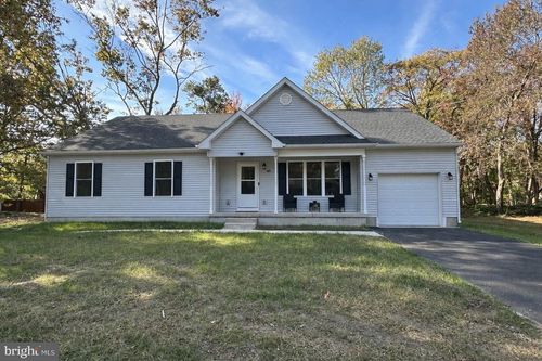 45 Coreopsis St, BROWNS MILLS, NJ, 08015-2428 | Card Image