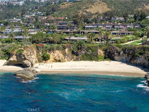 11 Montage Way, Laguna Beach, CA, 92651-4220 | Card Image