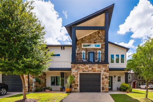 410 N Pecan St, Arlington, TX, 76011-7153 | Card Image