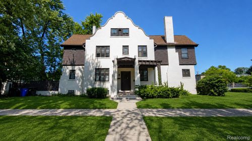 1006 Parker St, Detroit, MI, 48214-2613 | Card Image