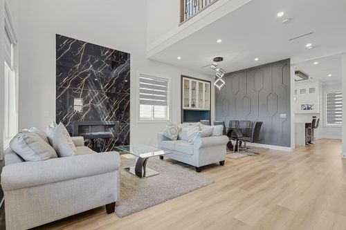 16707 15a Ave, Surrey, BC, V3Z9M4 | Card Image