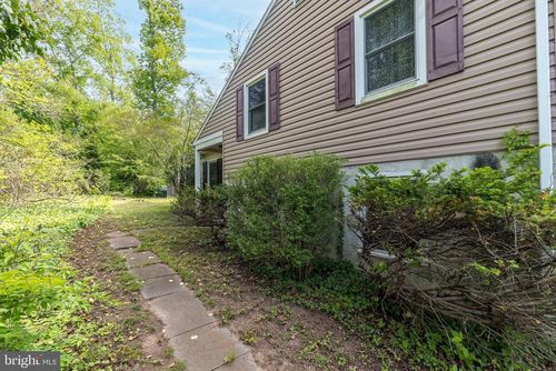 125 N Bethlehem Pike, FORT WASHINGTON, PA, 19034-1214 | Card Image