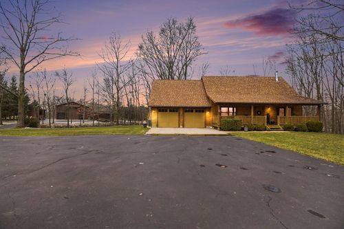 12715 24th Ave, Marne, MI, 49435-9633 | Card Image