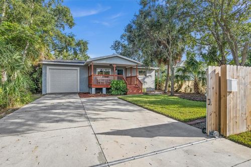 1045 28th Ave S, ST PETERSBURG, FL, 33705-3532 | Card Image