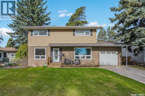 5 Leyden Cres, Saskatoon, SK, S7J2S3 | Card Image