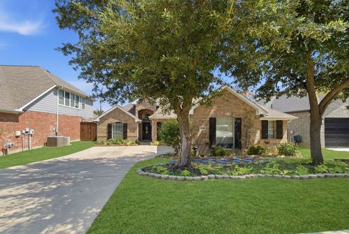3313 Depaul Dr, Denton, TX, 76210-7700 | Card Image